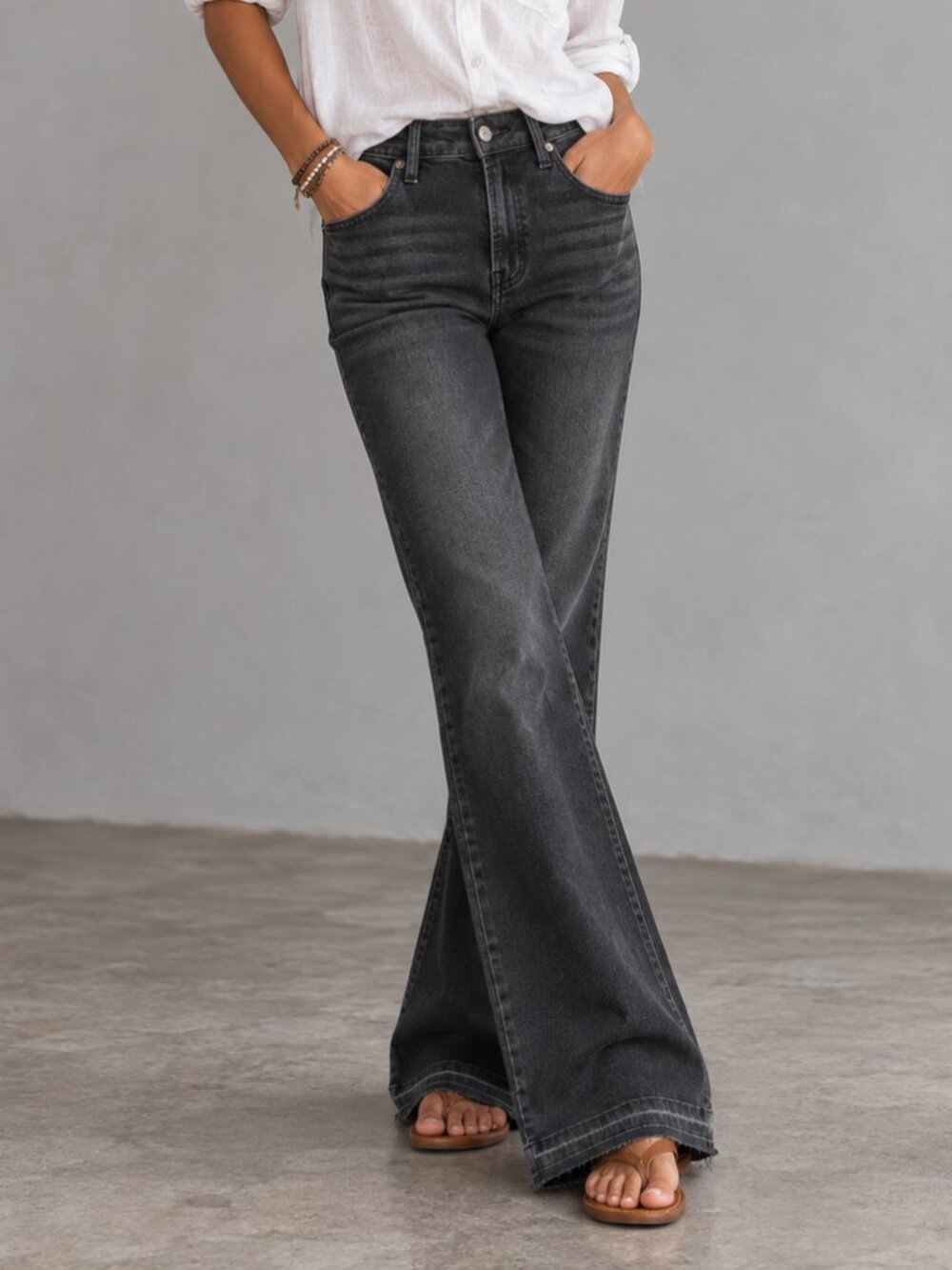 HIDDEN JEANS High Rise Let Out Happi Flare Stretch Jeans Black Raw Hem 26 EUC